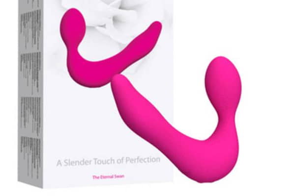 Eternal Swan Vibrating Strapless Strap-on Review